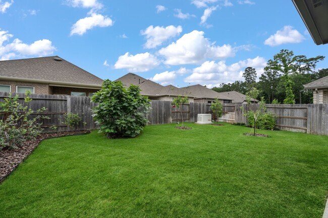 Building Photo - 15727 Autumn Sun Court