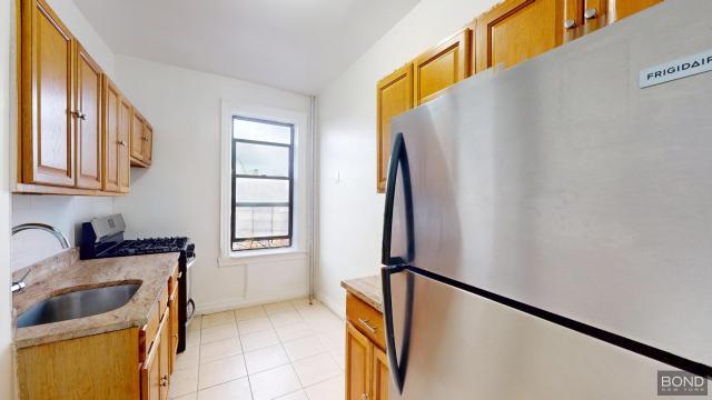 Building Photo - 1 bedroom in BROOKLYN NY 11204