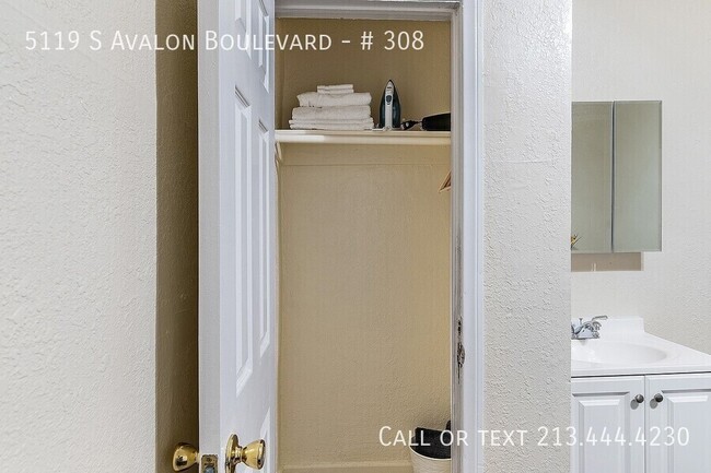 Building Photo - 5119 S Avalon Blvd