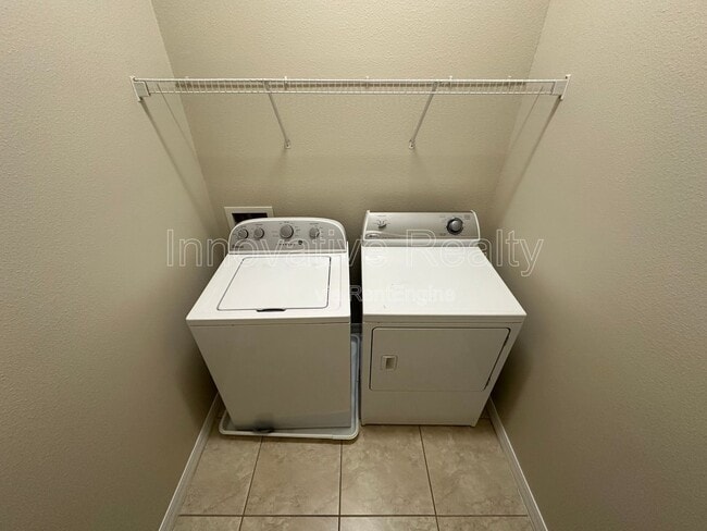 Building Photo - 10270 Cala Lily Trail