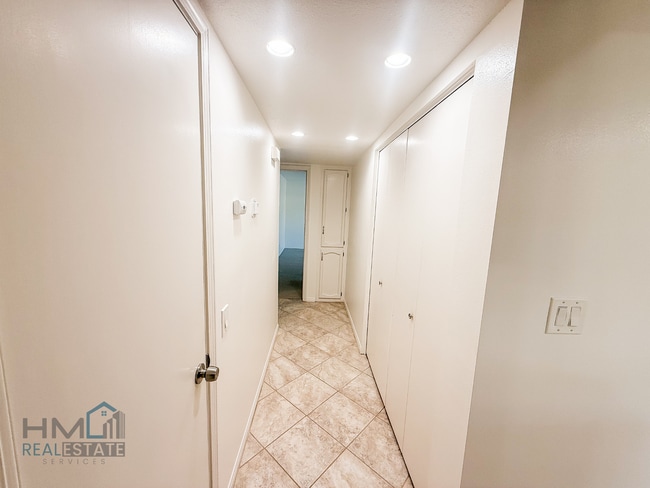 Building Photo - Del Mar Beach Club 2bd/2ba Condo