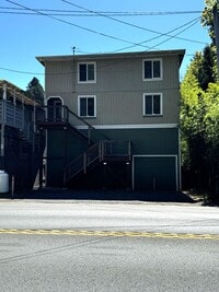 Building Photo - 1843 Square Foot River Front two level hom...