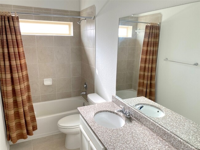 Building Photo - 1610 Nacogdoches Valley Dr