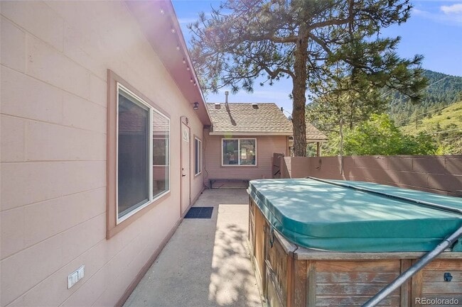 Building Photo - 1525 US-34