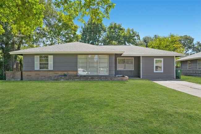 Primary Photo - 5870 Reed Rd
