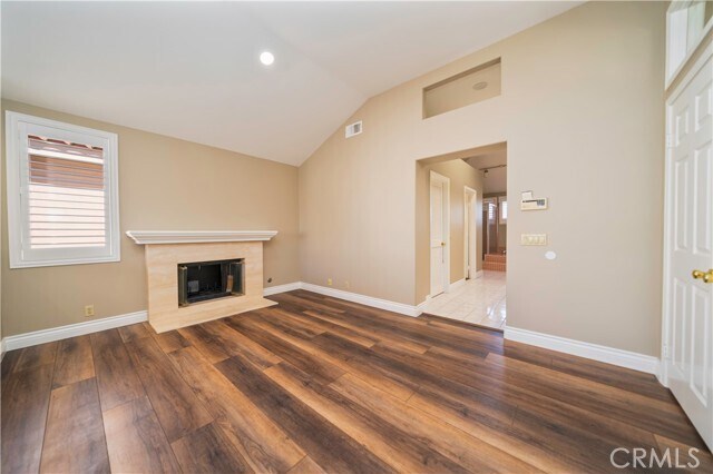 Building Photo - 9531 Montanza Way