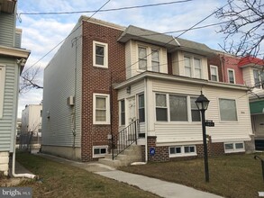 Building Photo - 1854 44th St
