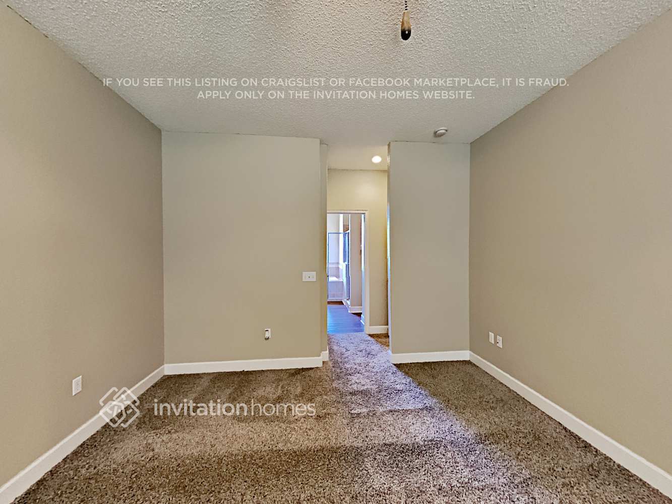 Building Photo - 2321 Lobelia Pl