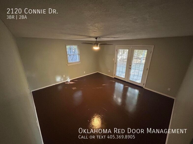 Building Photo - 2120 Connie Dr