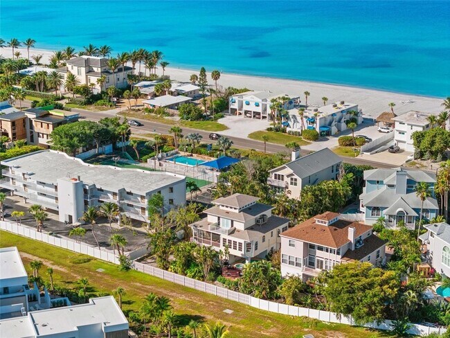 Building Photo - 3020 Gulf of Mexico Dr