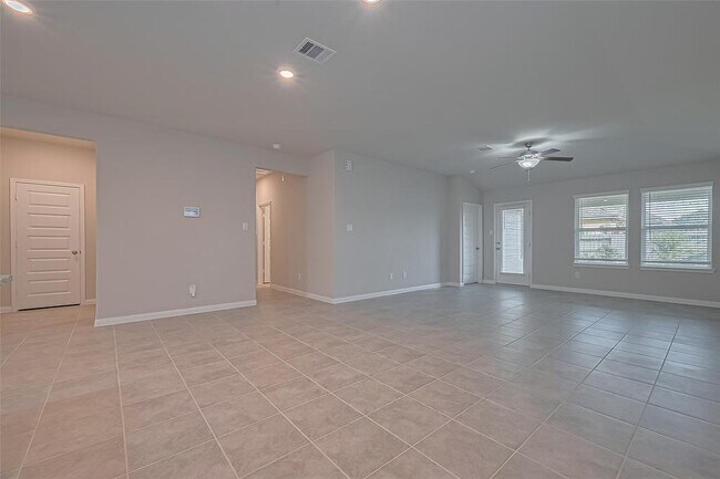 Building Photo - 21507 Pachino Ln