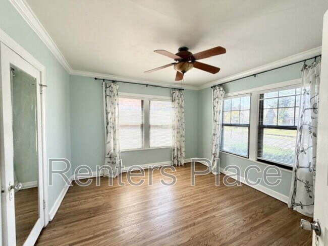 Building Photo - 1531 S Gary Pl