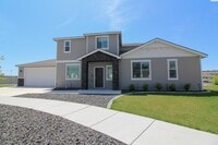 Building Photo - 4 Bed, 2.5 Bath House in South Kennewick