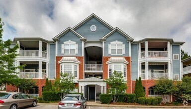 Building Photo - Lenox Village Condo!  Newly Renovated 2 Be...