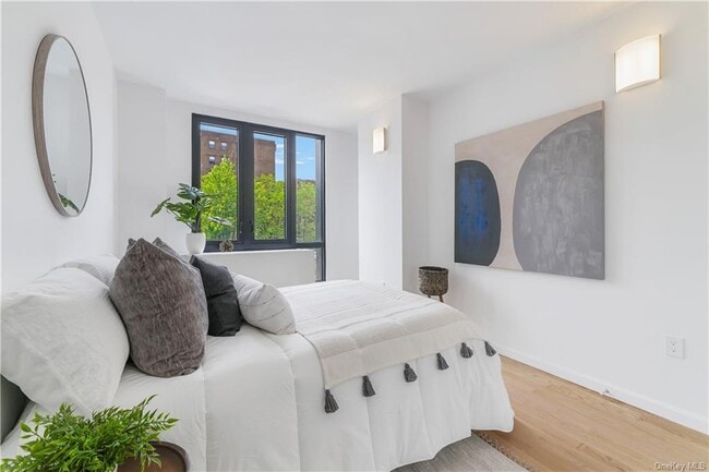 Building Photo - 1108 Brown St