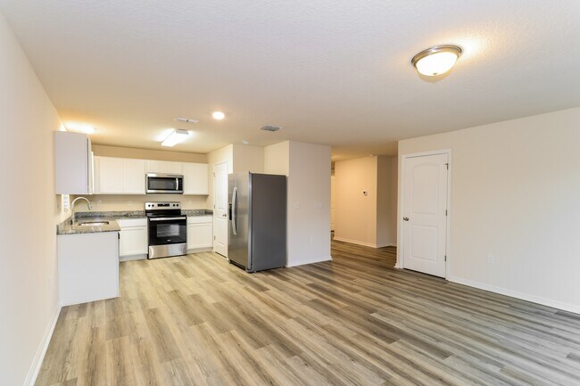 Building Photo - 8185 101st Ct