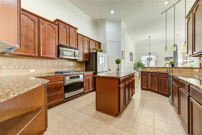 Building Photo - 11422 Carson Field Ln