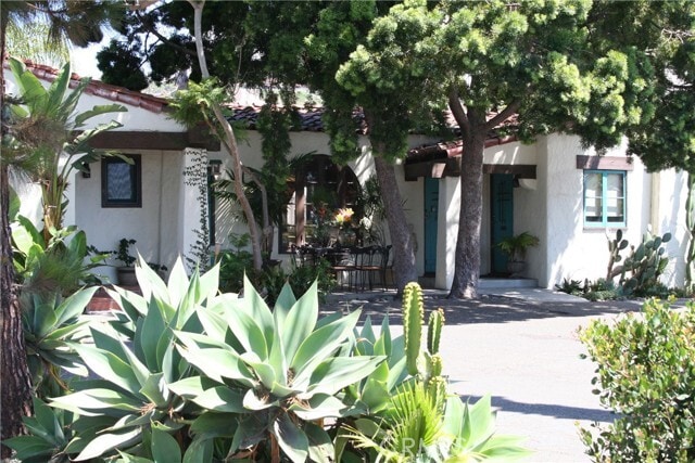 Building Photo - 243 Avenida Madrid