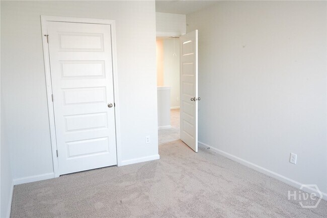 Building Photo - 391 Coconut Dr