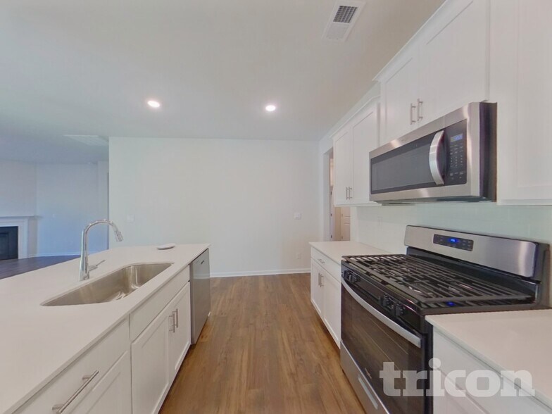Building Photo - 1413 Chamomile Ct