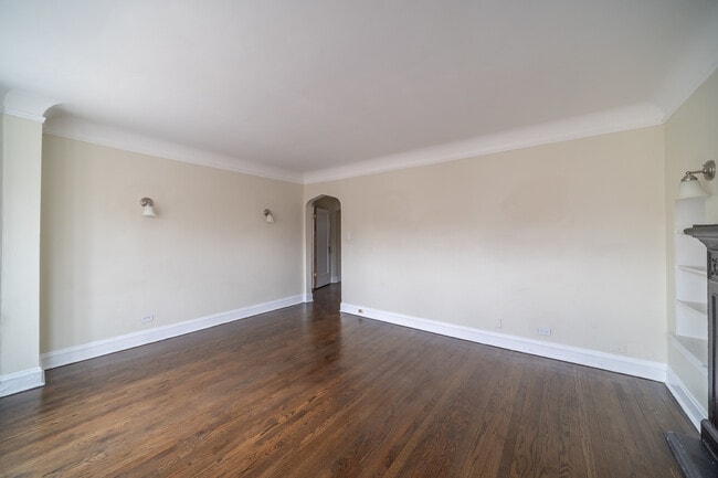 Building Photo - 9124 S Ada St