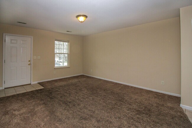 Building Photo - 5005 Kirk Hill Rd