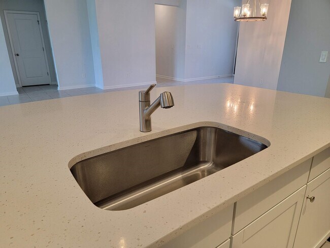 Building Photo - 85557 Red Knot Way