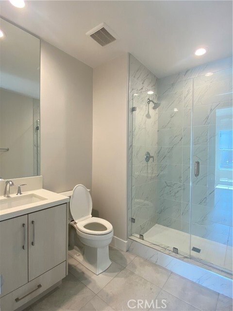 Building Photo - 160 Longden