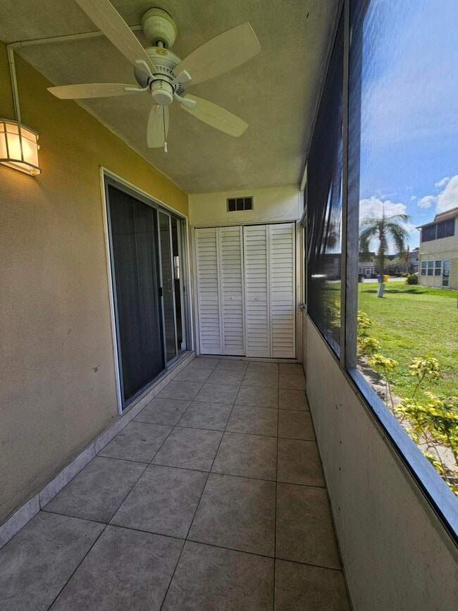 Building Photo - 211 Saxony Ln