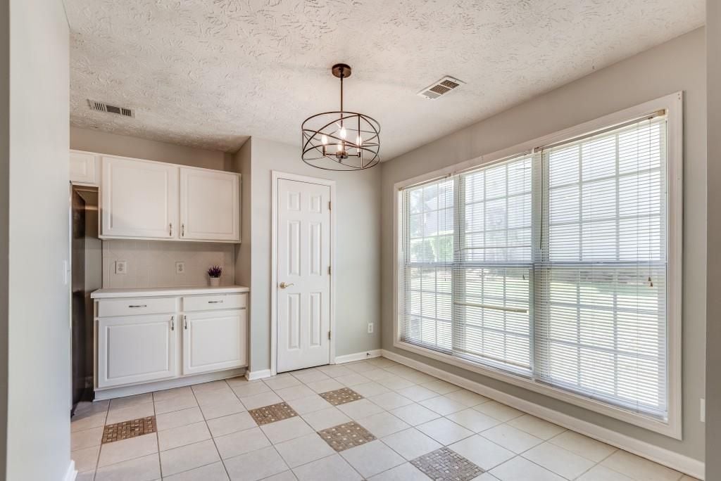 Building Photo - 3625 Palisade Park Dr