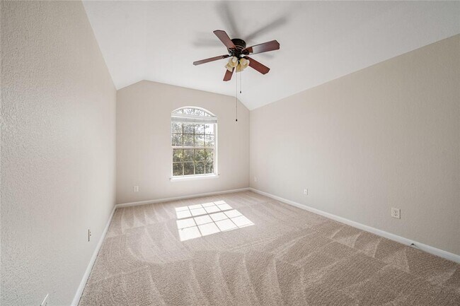 Building Photo - 6139 Sierra Springs Ln