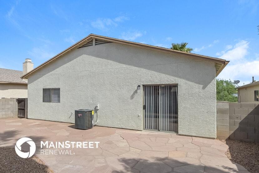 Building Photo - 1735 W Summer Dawn Dr