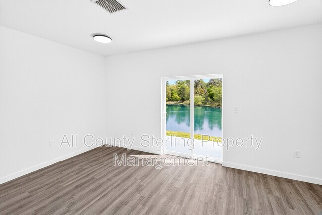 Building Photo - 1611 NW 29 Rd