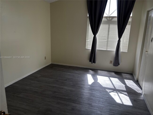 Building Photo - 10521 SW 158th Ct