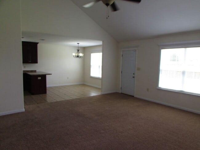 Building Photo - Modern Comfort: Your Ideal Rental Home in Valdosta, GA