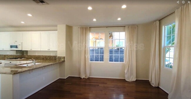 Building Photo - 8421 Kern Crescent