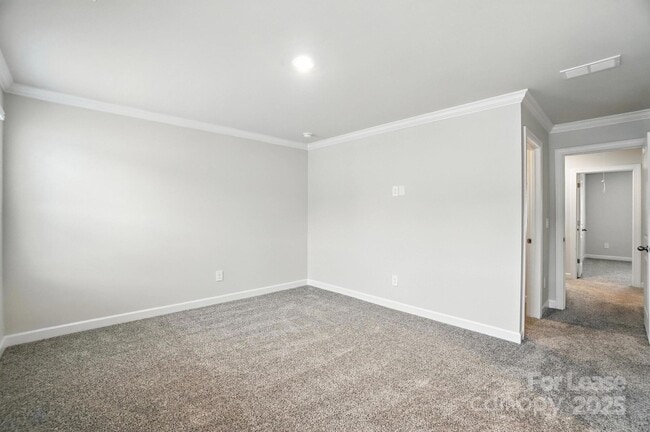 Building Photo - 1741 Braemar Vlg Dr