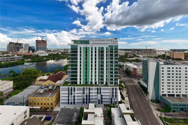 Building Photo - 777 3rd Ave N