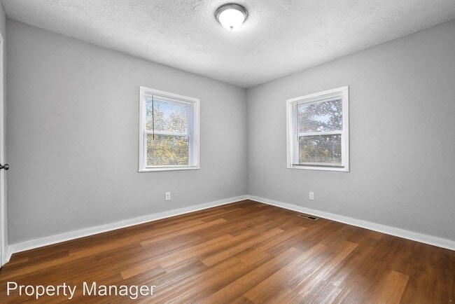Building Photo - 4110 Garnet Dr