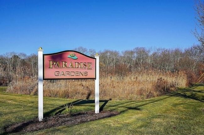 Building Photo - 1 Paradise Ln