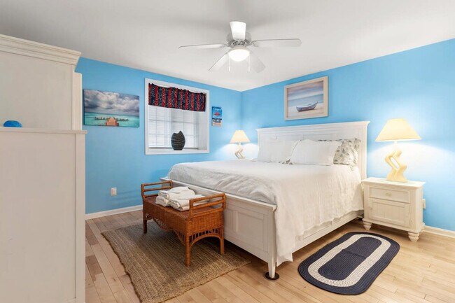 Building Photo - 24 Ashworth Ave