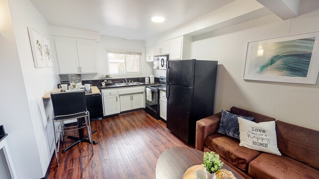 Building Photo - Capri Apartments at Isla Vista