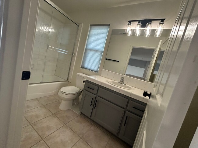 Building Photo - Charming Renovated Home in Vista, CA – Cul...
