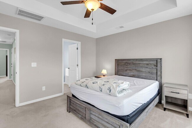 Building Photo - 534 Alderly Dr