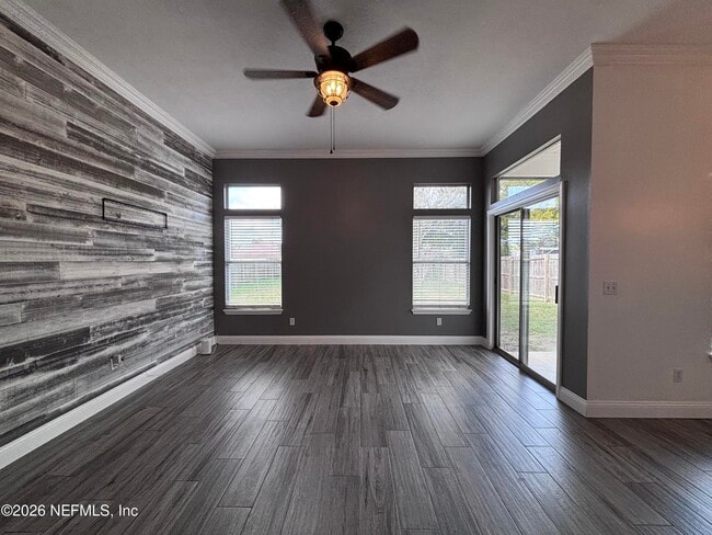 Building Photo - 612 Morning Mist Way