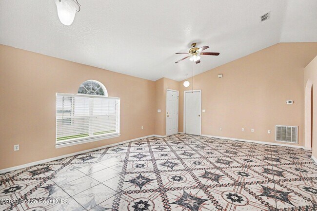Building Photo - 2781 Maderia Cir