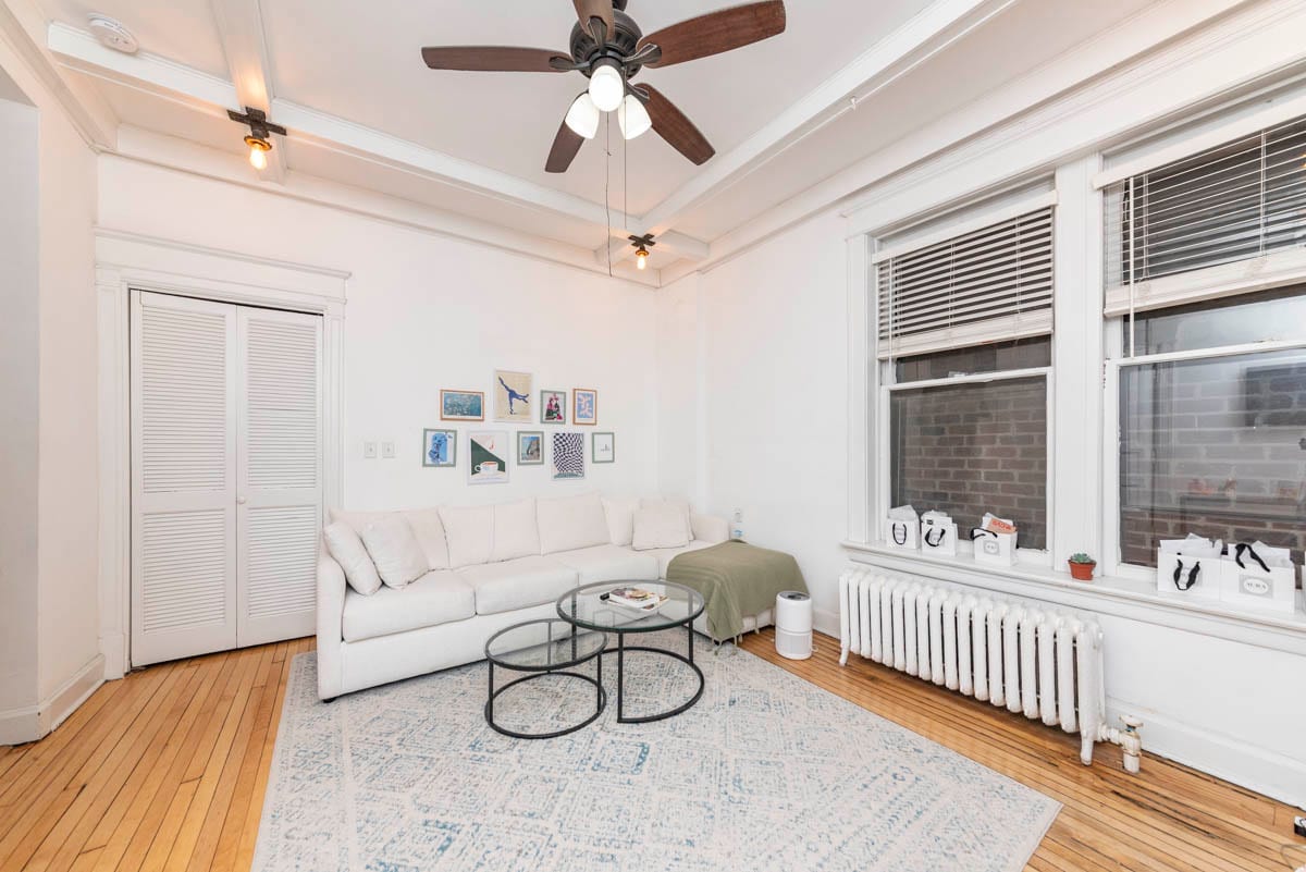 Building Photo - 1722 N Mohawk St