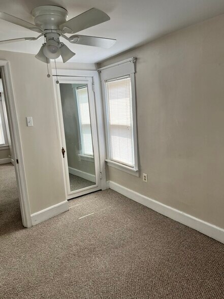 Building Photo - 59 Limekiln Pike