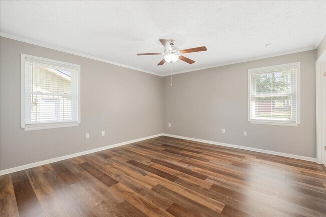Building Photo - Well-Maintained Ranch Home in Southside Savannah For Lease
