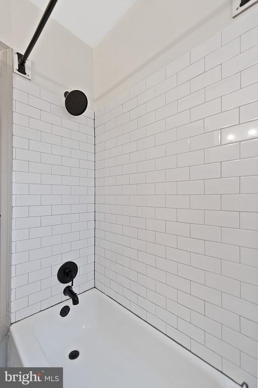 Building Photo - 2118 N Carlisle St